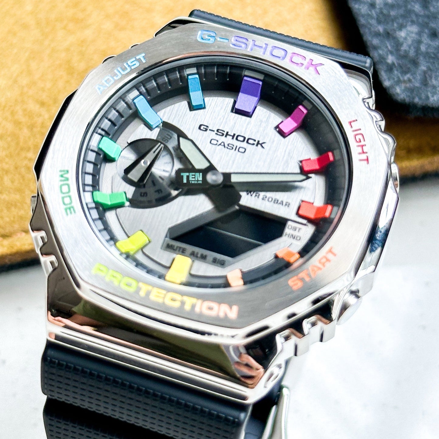 「CasiOak」 G-Shock Silver Rainbow