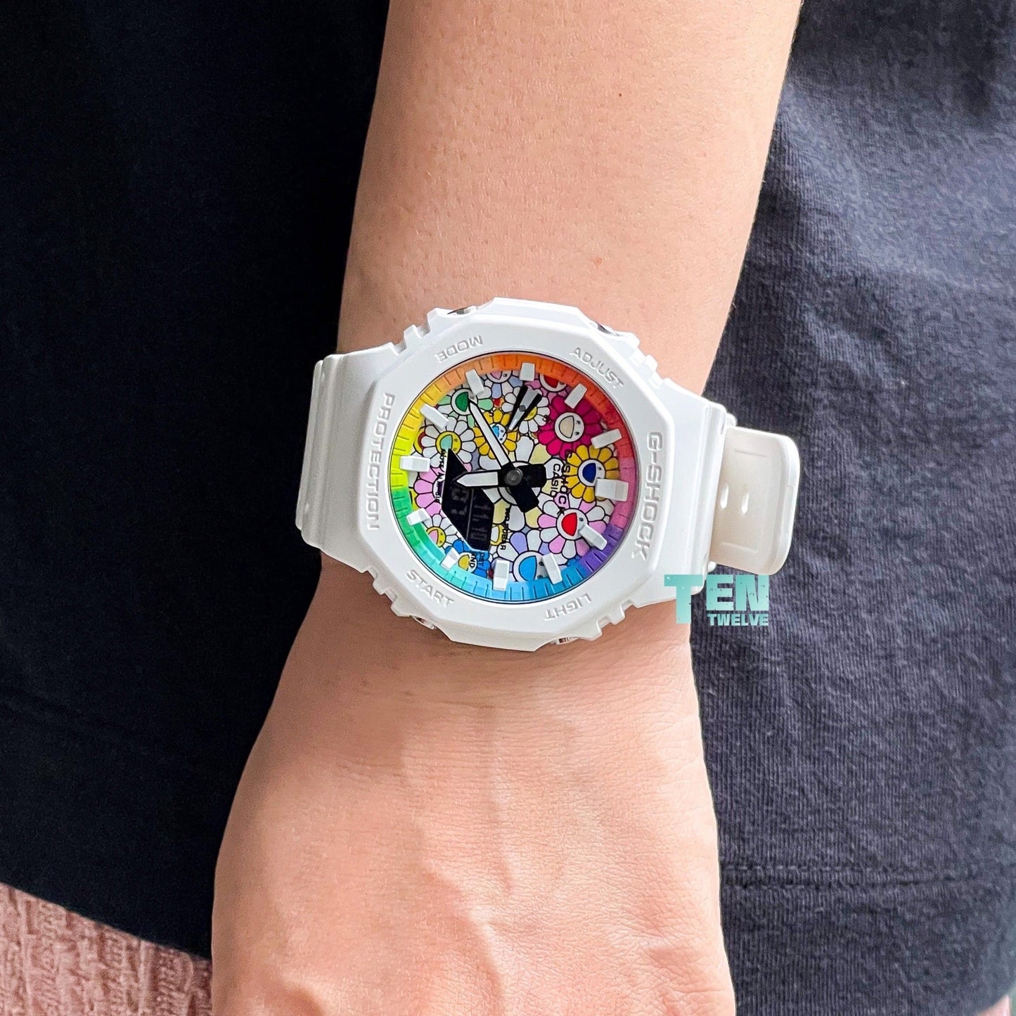 「CasiOak」 G-Shock White Rainbow Sunflower