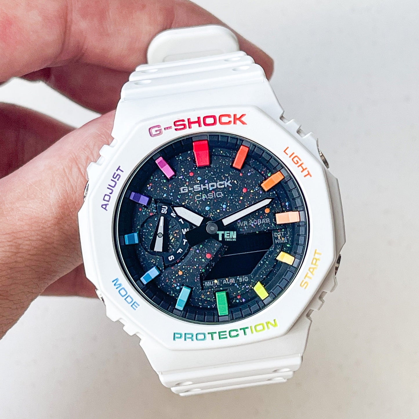 「CasiOak」 G-Shock White Rainbow Galaxy